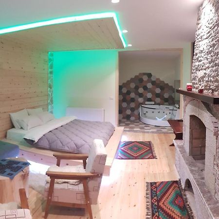 Pashuta Hotel Voskopoje Luaran gambar