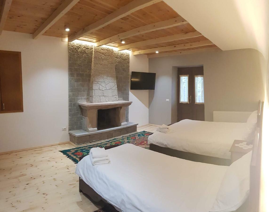 Pashuta Hotel Voskopoje Luaran gambar
