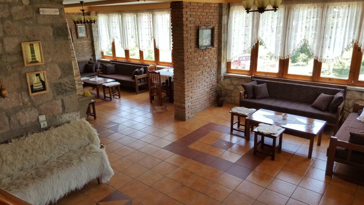 Pashuta Hotel Voskopoje Luaran gambar