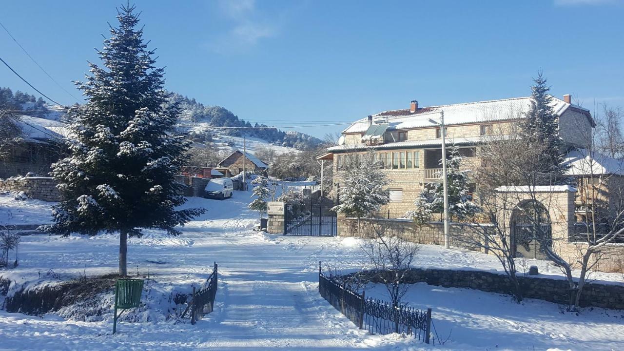 Pashuta Hotel Voskopoje Luaran gambar